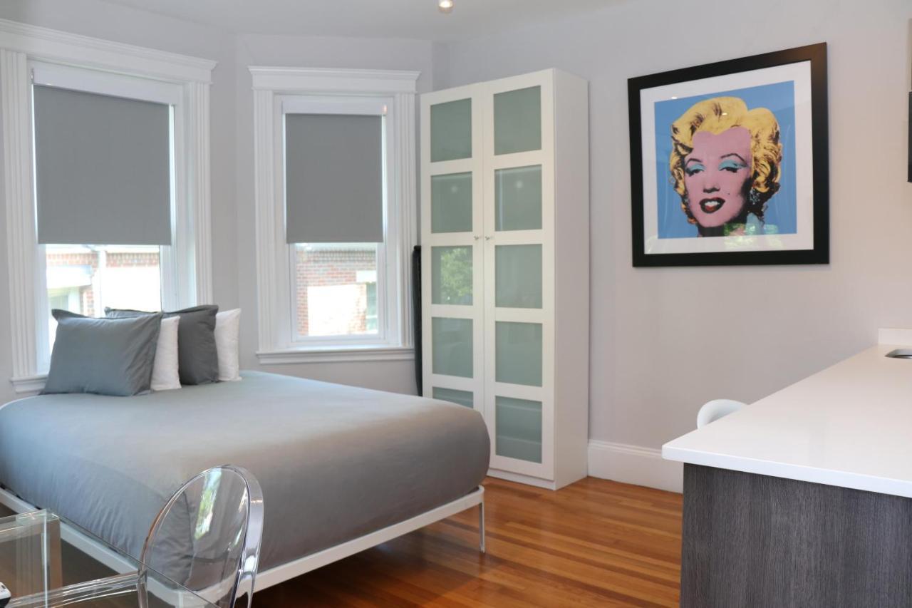 A Stylish Stay W/ A Queen Bed, Heated Floors.. #34 Brookline Bagian luar foto