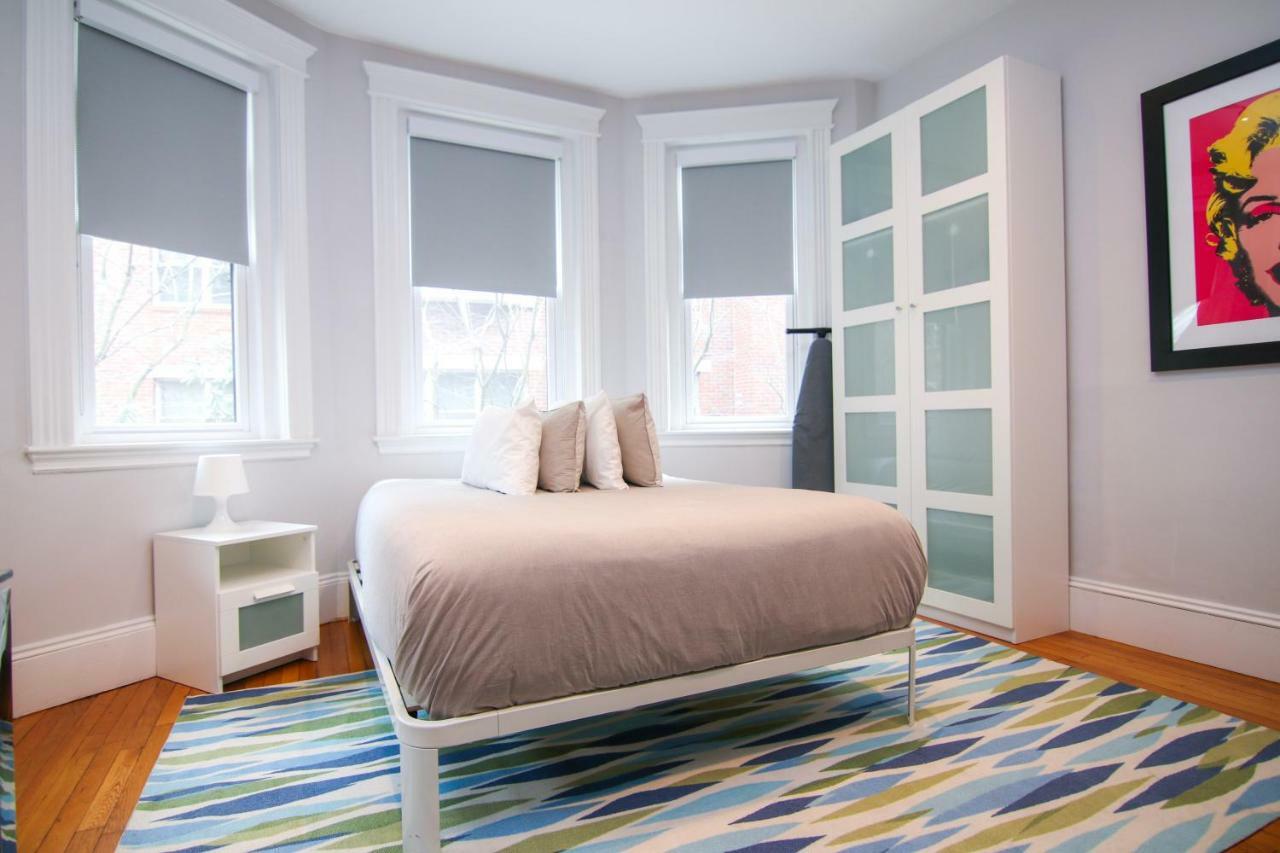 A Stylish Stay W/ A Queen Bed, Heated Floors.. #34 Brookline Bagian luar foto